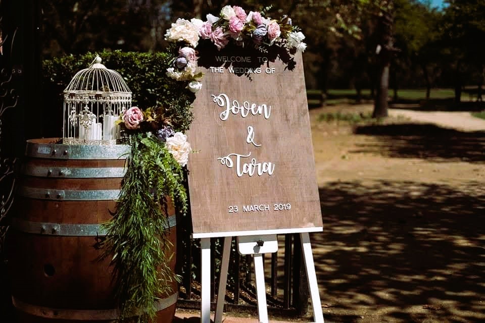 Hand-crafted Personalised Welcome Sign (To HIRE)