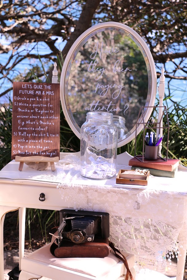 Large Round Mirror (Approx. 30cm)