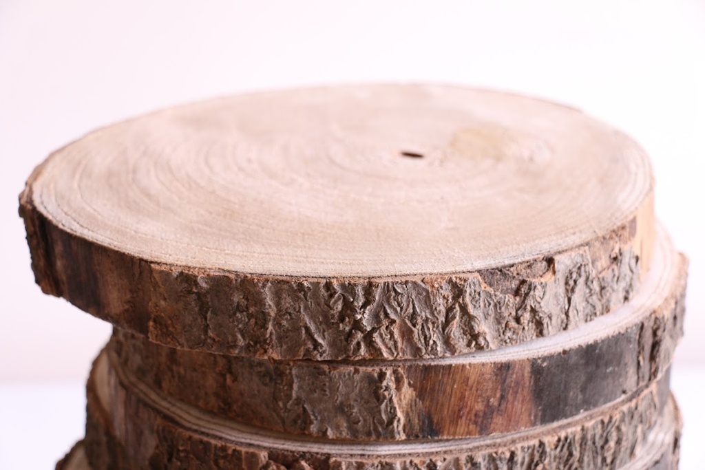 Large Round Wood Slices (Approx. 30cm)