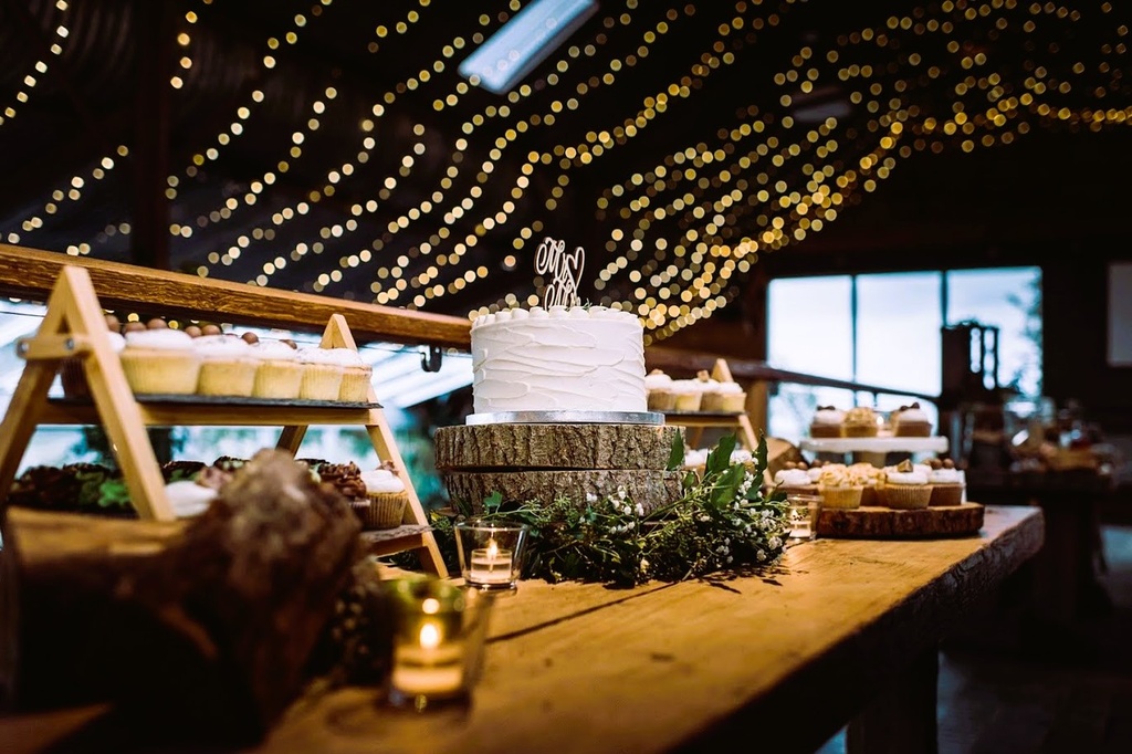 Custom Dessert Display