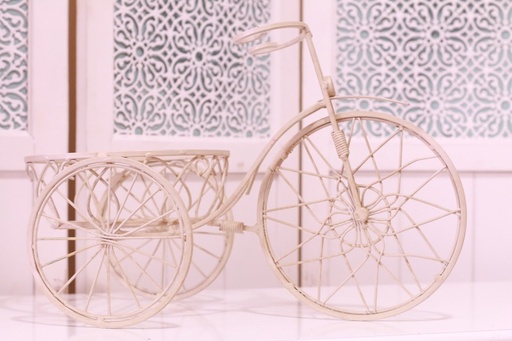 [Cake & Dessert Stands] Vintage Style Cream Metal Tricycle Flower/Dessert Stand